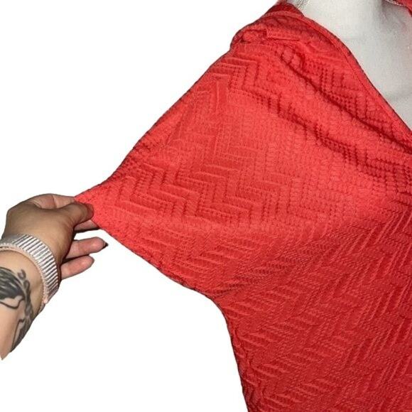 Jordan Taylor Large Hooded Bathing Suit Cover Up - Picture 3 of 6